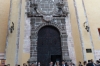 Wedding party outside Templo de la Concepcion, San Miguel de Allende